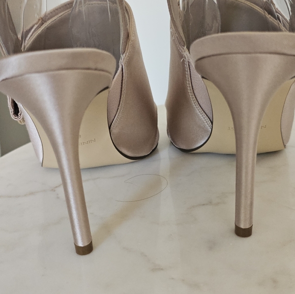 Nine west pump. New in box. Size 8.5. Nude/natural color. - Picture 14 of 14